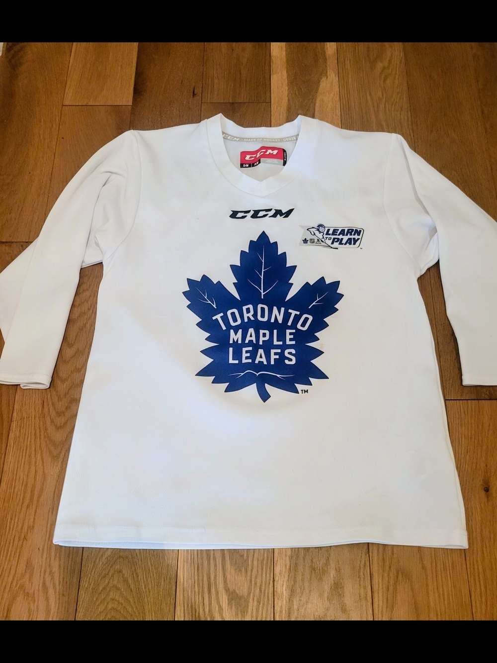CCM Learn to Play Toronto Maple Leafs White Hockey Jersey -Youth S/M